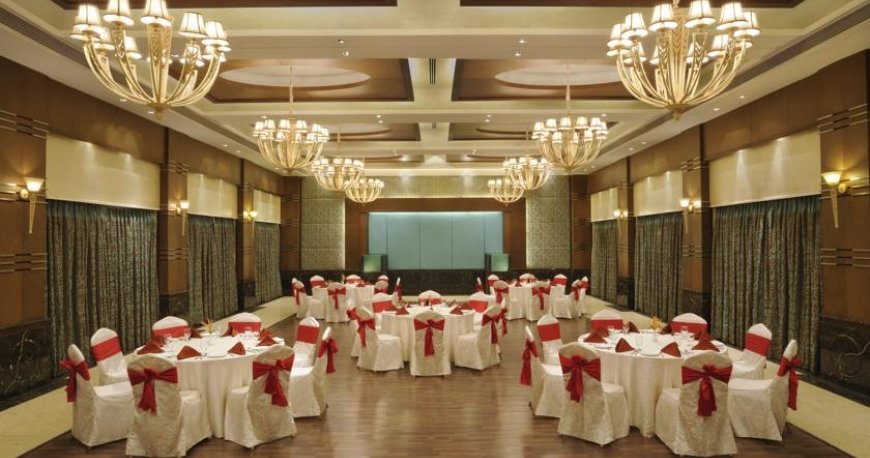 رستوران هتل دابل تری بای هیلتونهتل دابل تری بای هیلتون