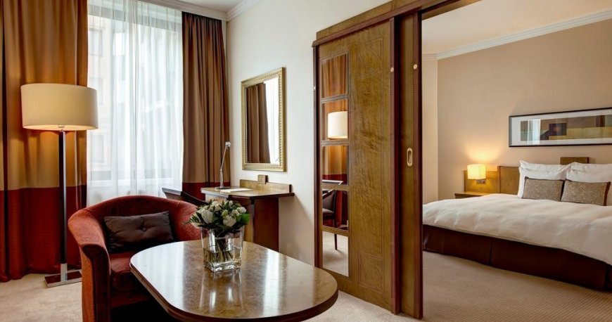 اتاق هتل کورینتیا سنت پترزبورگ