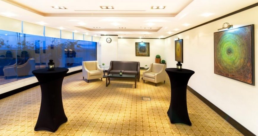 لابی هتل هالیدی این دبی