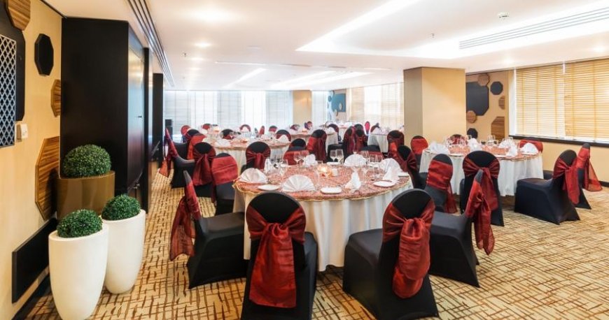 سالن همایش هتل هالیدی این دبی