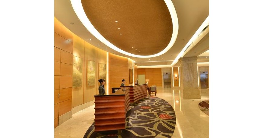لابی هتل اکواتوریال هوشی مین