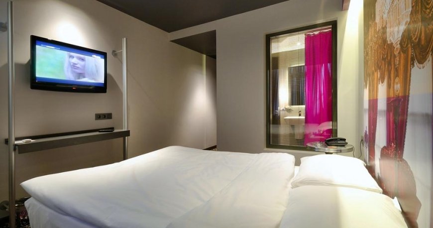اتاق هتل تولیپ سیتی بای مولتون