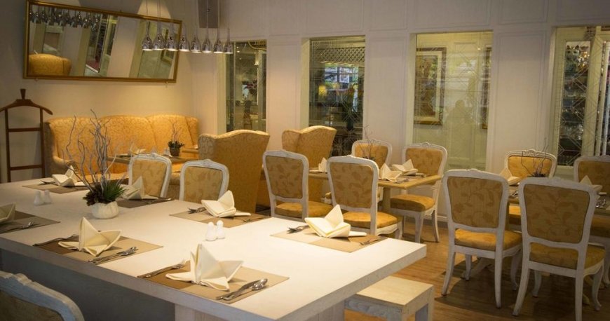 رستوران هتل تاوانا بانکوک