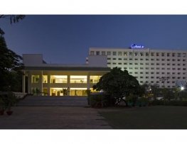 هتل کلارکس آمر