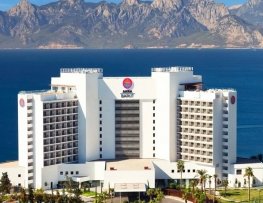 هتل آکرا باروت