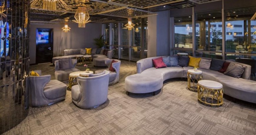 لابی هتل ریکسوس الیسیوم