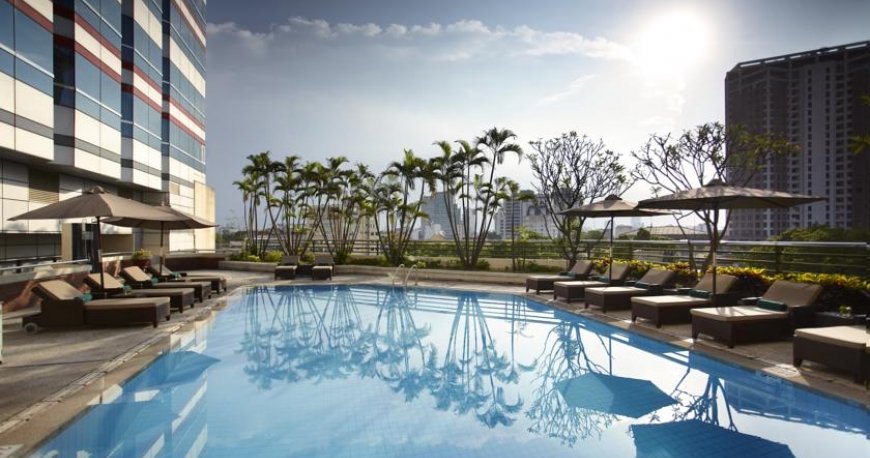 استخر هتل ملیا هانوی