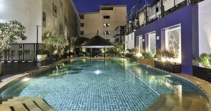 استخر هتل ایستین پاتایا