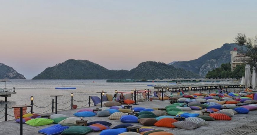 هتل گرند یازیکی کلاب تربان هتل گرند یازیکی کلاب تربان