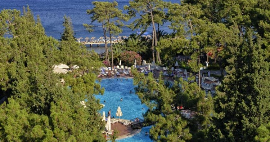 هتل گرند یازیکی کلاب تربان هتل گرند یازیکی کلاب تربان