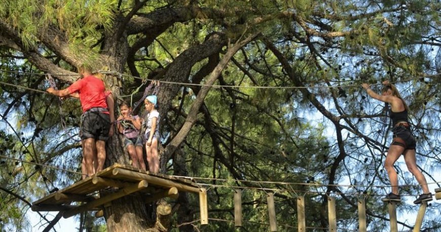 هتل گرند یازیکی کلاب تربان هتل گرند یازیکی کلاب تربان