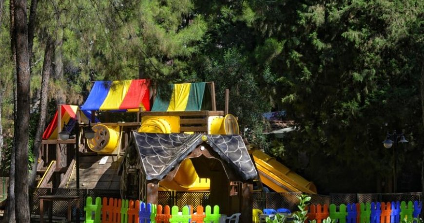 کیدز کلاب هتل گرند یازیکی کلاب تربان کیدز کلاب هتل گرند یازیکی کلاب تربان