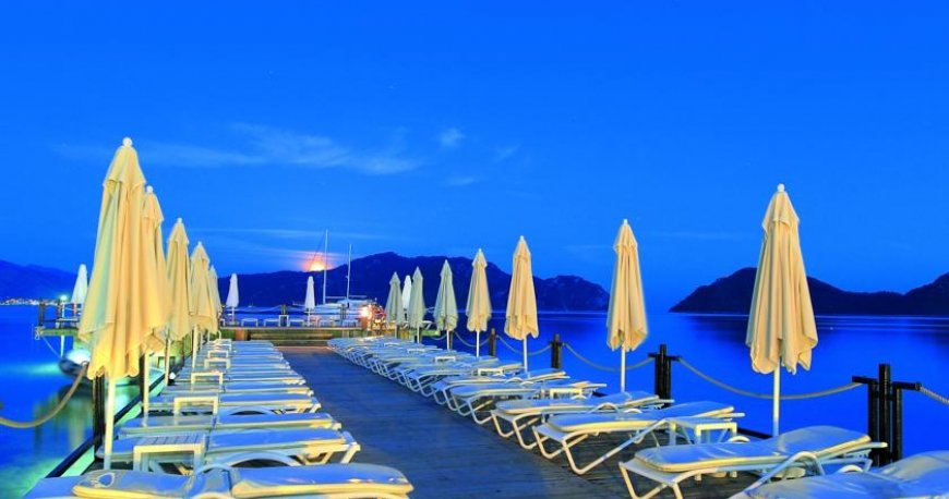 هتل ستیا بیچ ریزورت