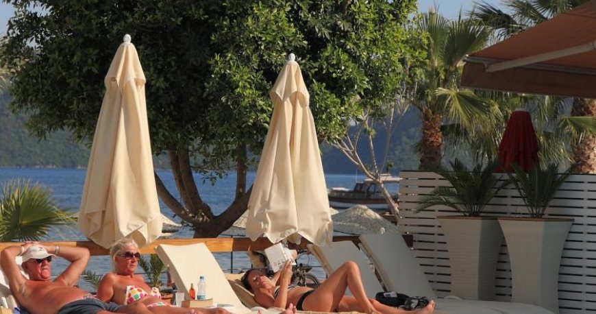 هتل ستیا بیچ ریزورت