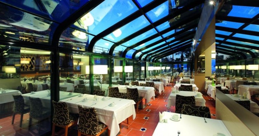 رستوران هتل ستیا بیچ ریزورت