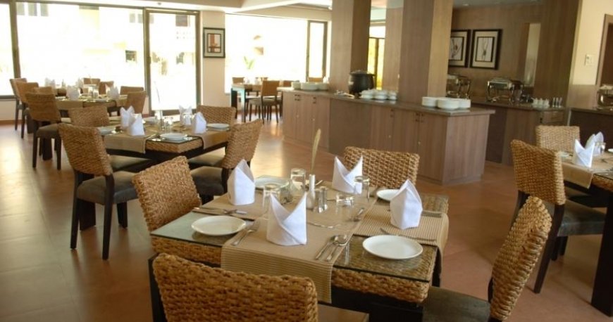 رستوران هتل سندل وود گوا رستوران هتل سندل وود گوا