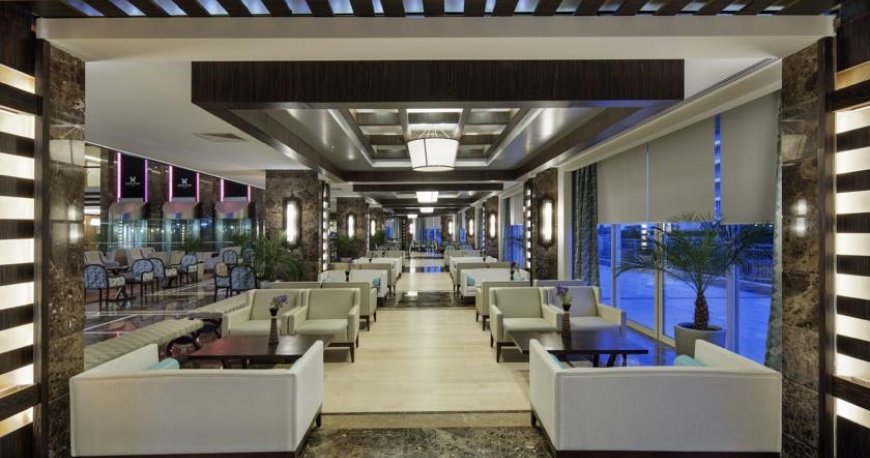 لابی هتل لیبرتی لارا آنتالیا لابی هتل لیبرتی لارا آنتالیا