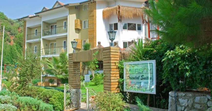 هتل مرسوی اکسکلوسیو آکوا