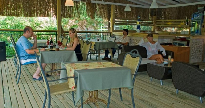 رستوران هتل مرسوی اکسکلوسیو آکوا