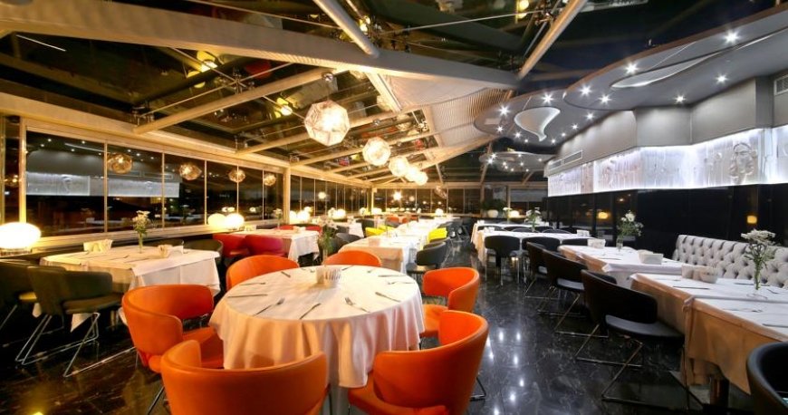 رستوران هتل کارتن