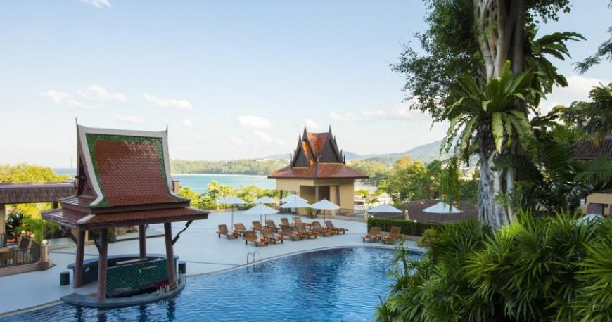 استخر هتل چانالای گاردن پوکت