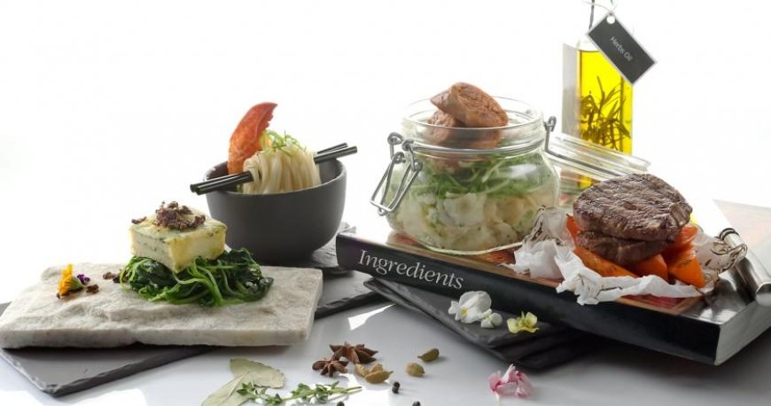 رستوران هتل پن پسیفیک ارکارد