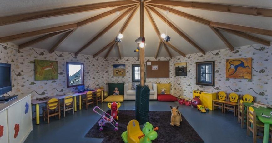 اتاق بازی هتل وییج آنتالیا