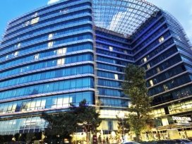 هتل دبل تری بای هیلتون - مدا