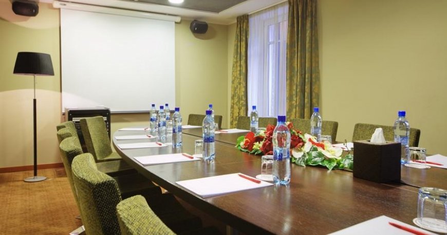 سالن کنفرانس هتل سوکوز بریج سنت پترزبورگ