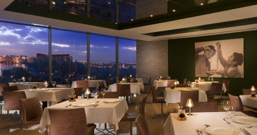 رستوران هتل ریکسوس پالم دبی