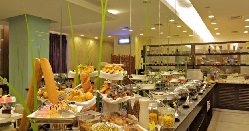 رستوران هتل کانتری این ساکت دهلی رستوران هتل کانتری این ساکت دهلی