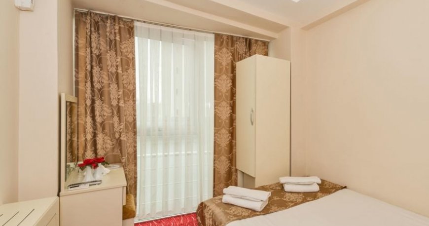 اتاق هتل مارال