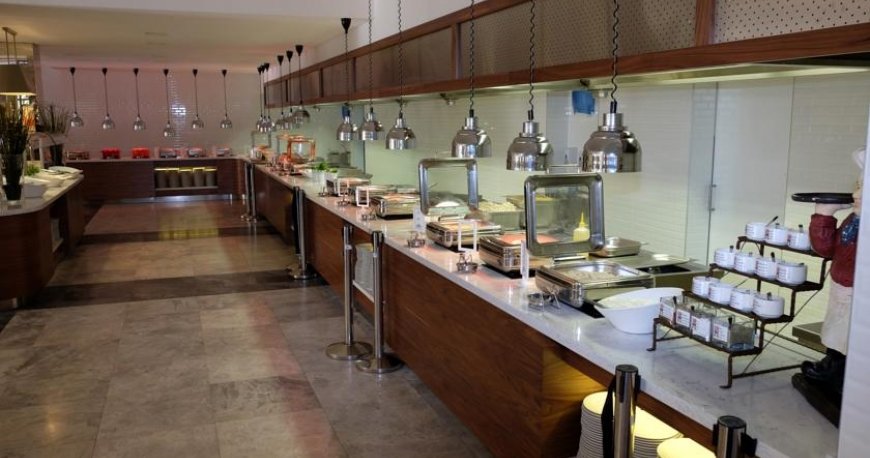 رستوران هتل آکوا فانتزی کوش آداسی