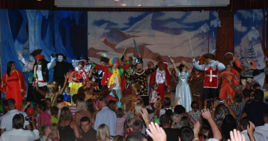 کیدزکلاب هتل آکوا فانتزی کوش آداسی