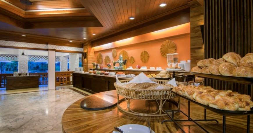 رستوران هتل تاورن بیچ پوکت رستوران هتل تاورن بیچ پوکت