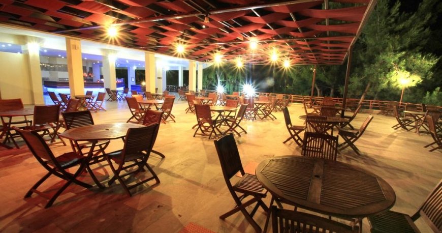 رستوران هتل ویستا هیل کوشی آداسی