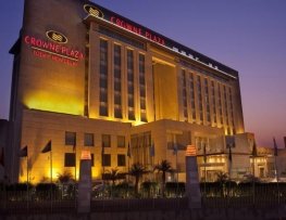 هتل کرون پلازا