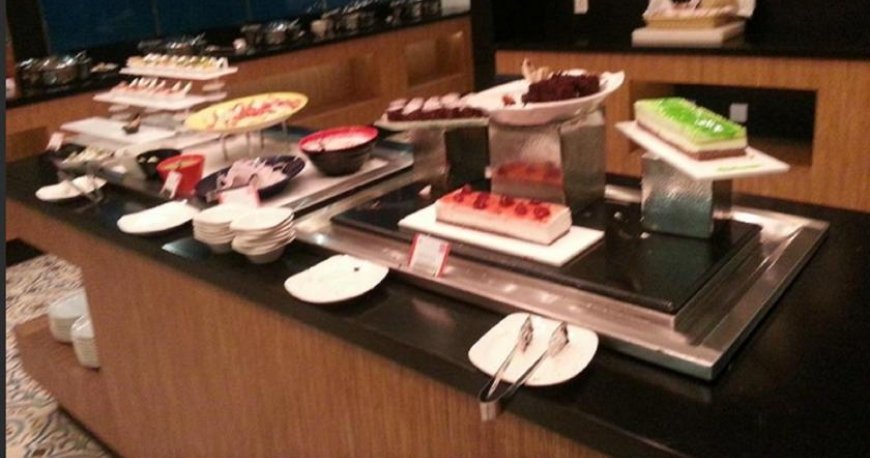 رستوران هتل پارک این بای رادیسون