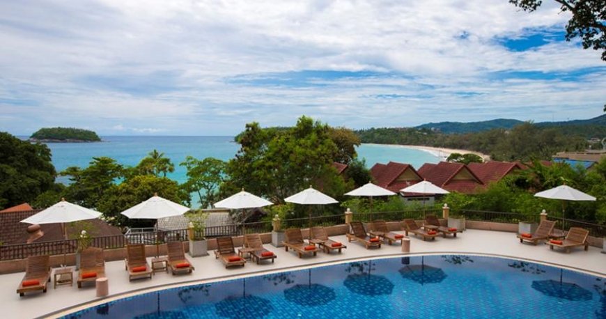 استخر هتل چانالای گاردن پوکت