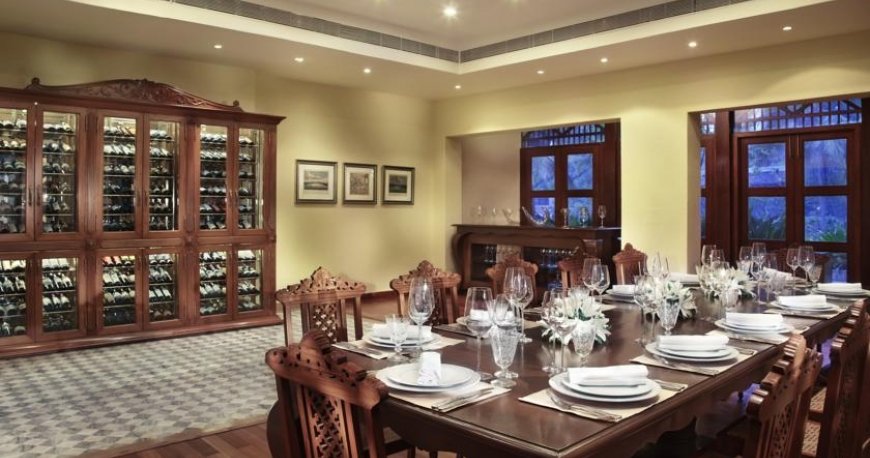 رستوران هتل پارک حیات