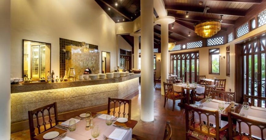 رستوران هتل پارک حیات