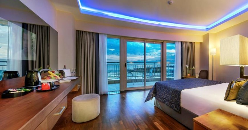 اتاق هتل لیبرتی لارا آنتالیا اتاق هتل لیبرتی لارا آنتالیا