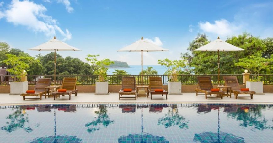 استخر هتل چانالای گاردن پوکت