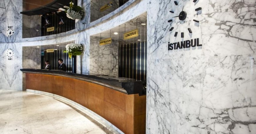 لابی هتل ریکسوس الیسیوم