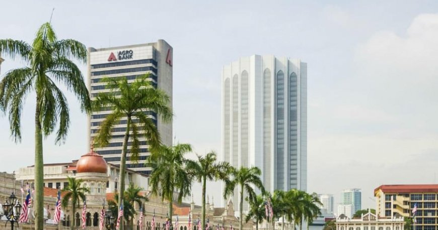 هتل هپی هالیدی