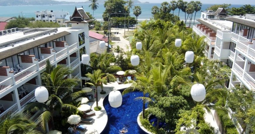 استخر هتل سان ست بیچ ریزورت