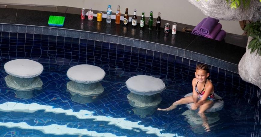 استخر هتل سان ست بیچ ریزورت