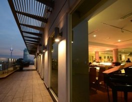 هتل پی ان بی داربی پارک