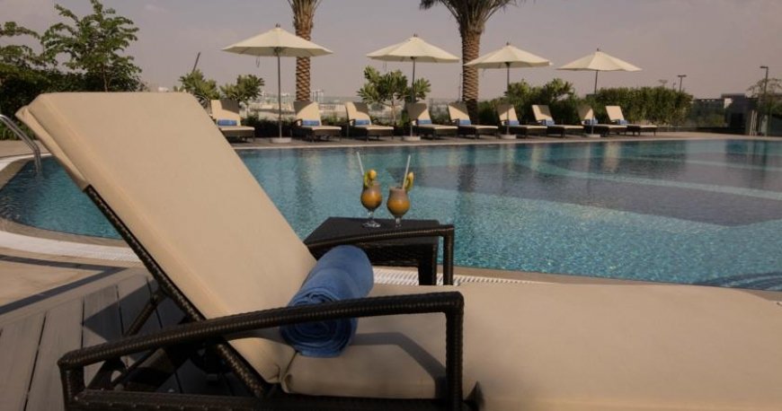 استخر هتل آتانا دبی استخر هتل آتانا دبی