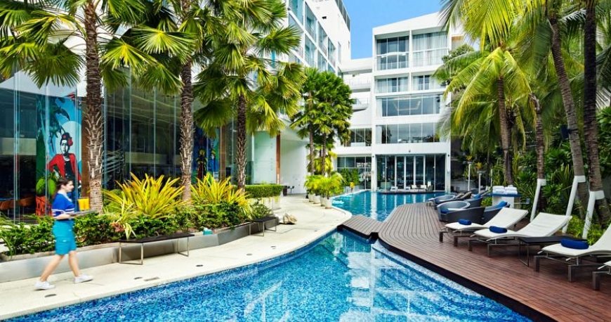 استخر هتل باراکودا پاتایا